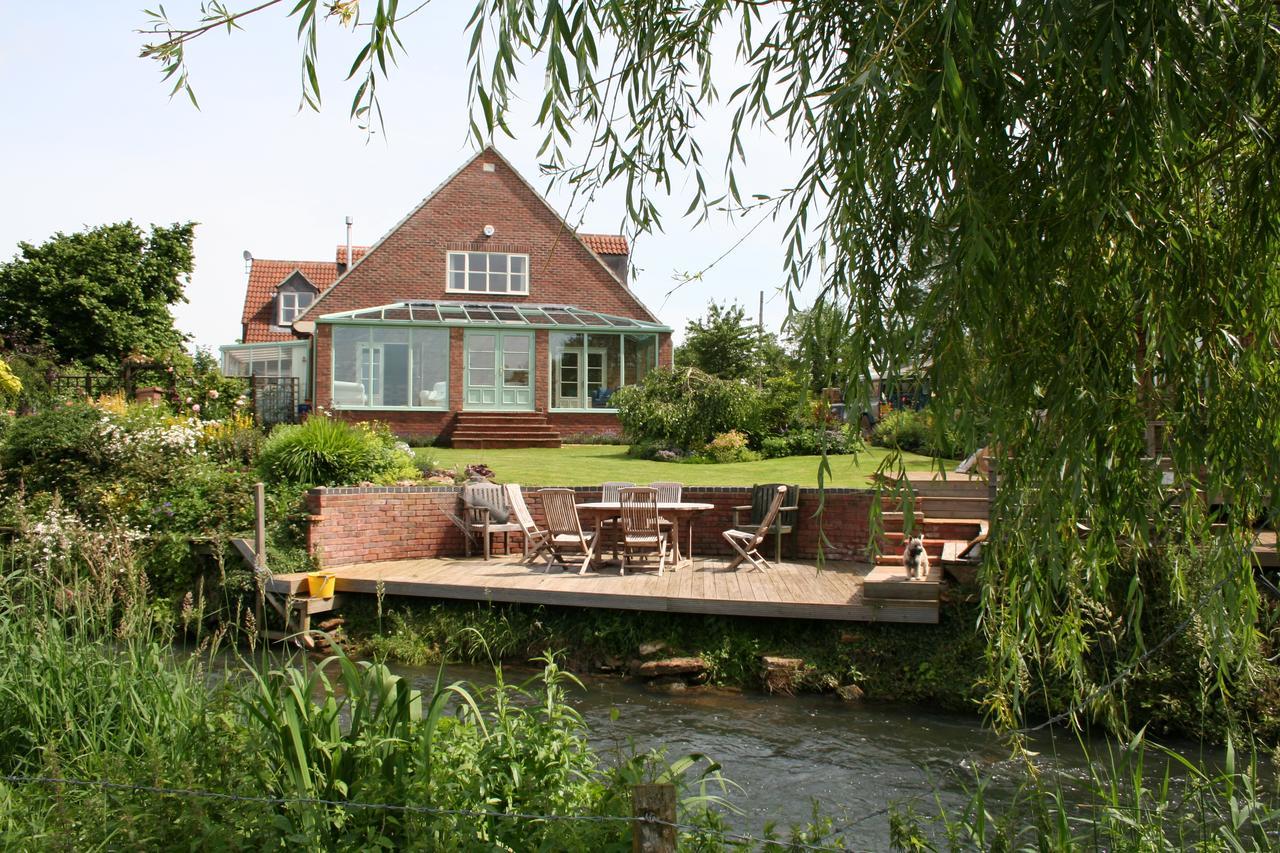 Bridge Cottage Bed And Breakfast ปีเตอร์โบโรห์ ภายนอก รูปภาพ