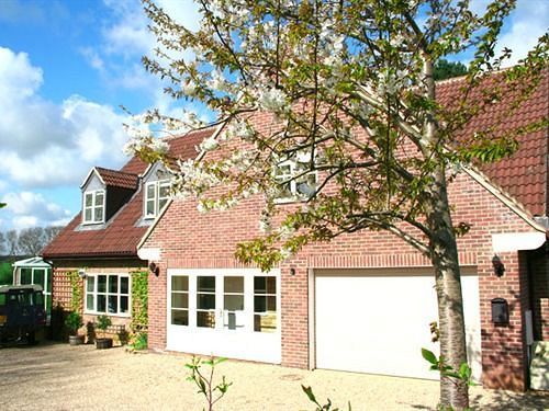 Bridge Cottage Bed And Breakfast ปีเตอร์โบโรห์ ภายนอก รูปภาพ