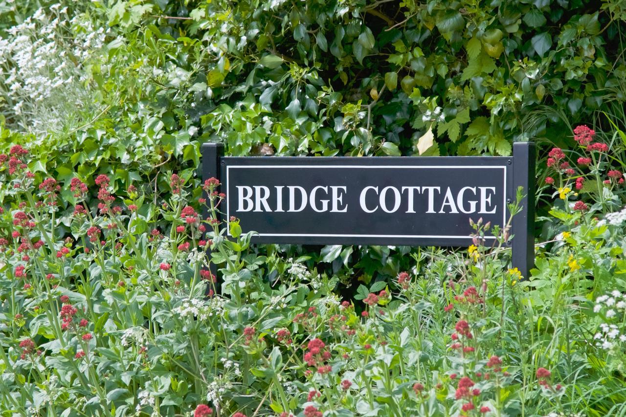 Bridge Cottage Bed And Breakfast ปีเตอร์โบโรห์ ภายนอก รูปภาพ