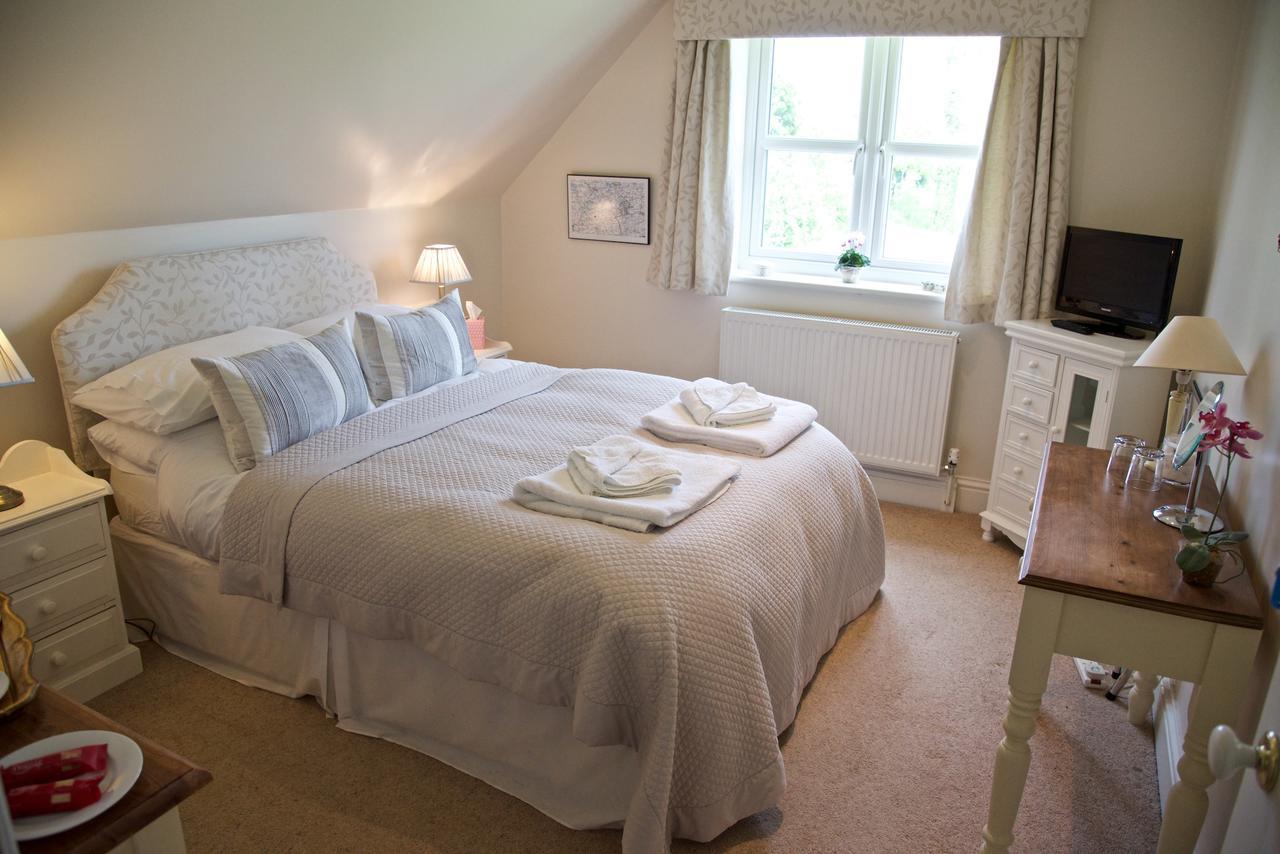 Bridge Cottage Bed And Breakfast ปีเตอร์โบโรห์ ภายนอก รูปภาพ