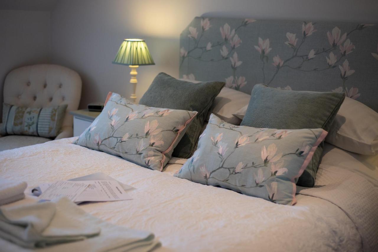 Bridge Cottage Bed And Breakfast ปีเตอร์โบโรห์ ภายนอก รูปภาพ